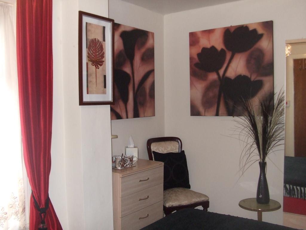 Cadeby Lodge Blackpool Zimmer foto